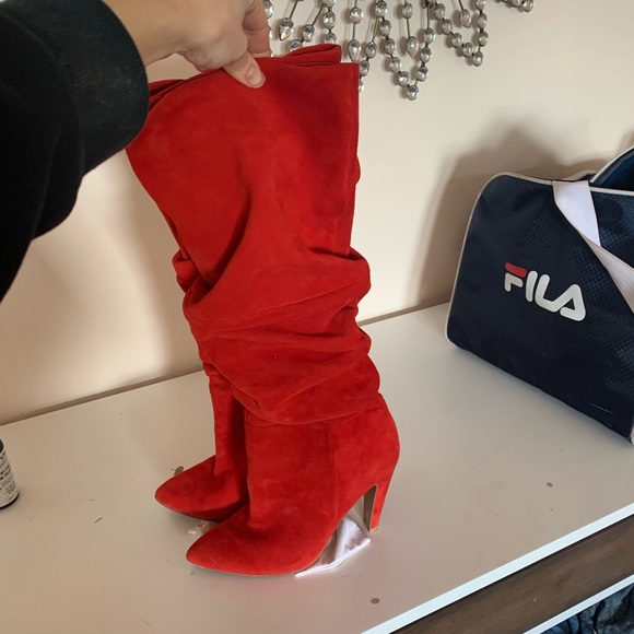 Red Steve Madden 💯 Suede Boots - Picture 5 of 8